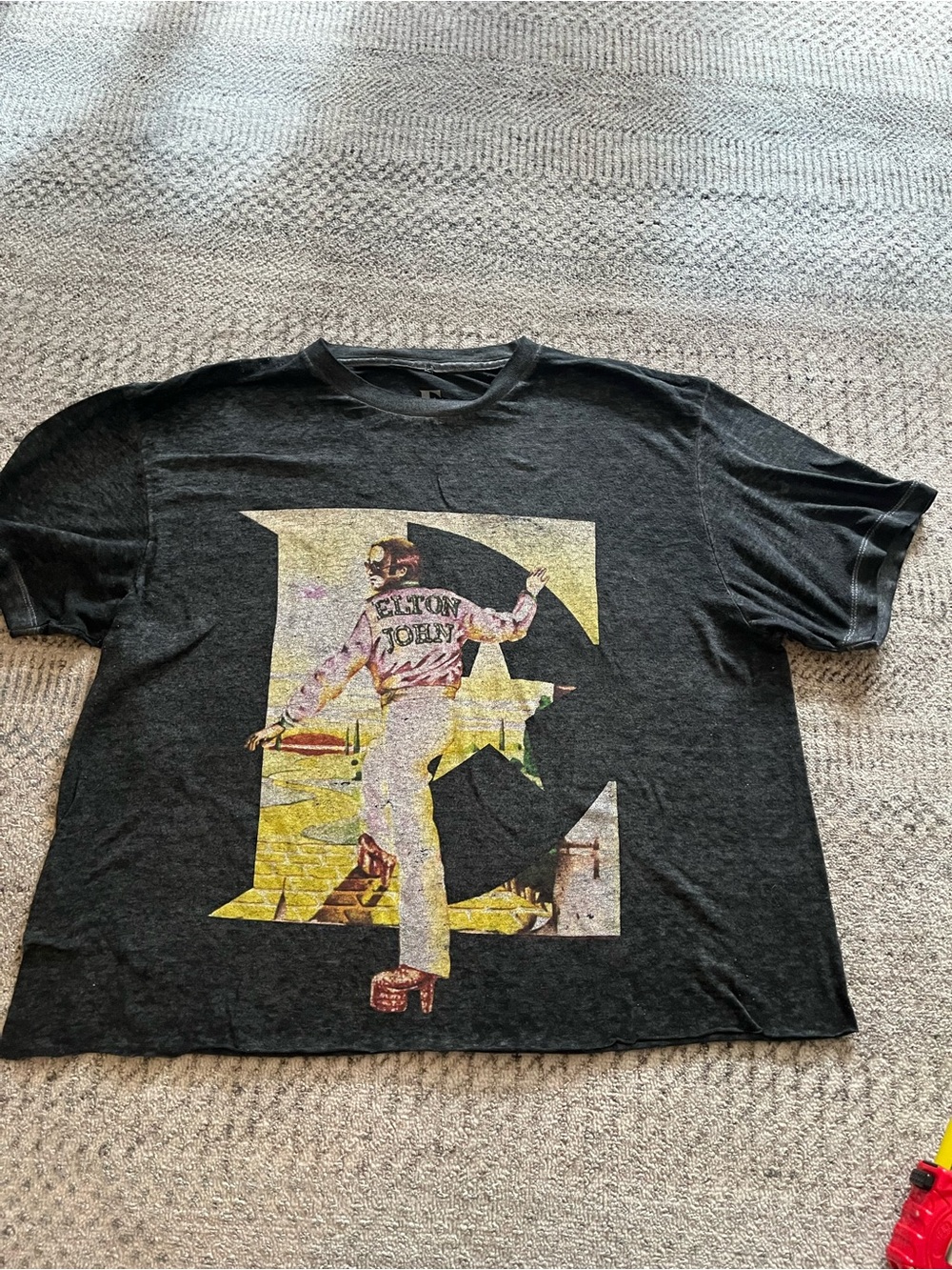 Elton John Farewell Yellow Brick Road Tour concert t-shirt.